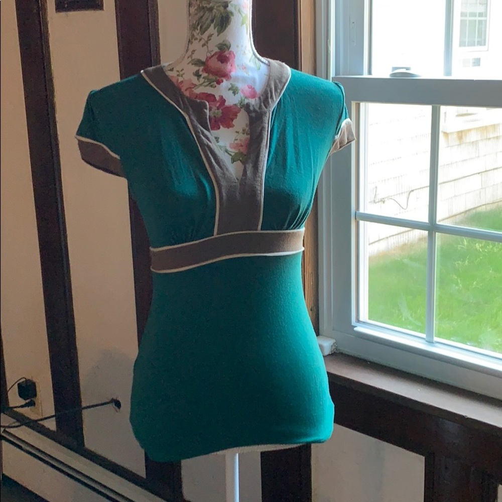 Sexy BCBGmax top💖